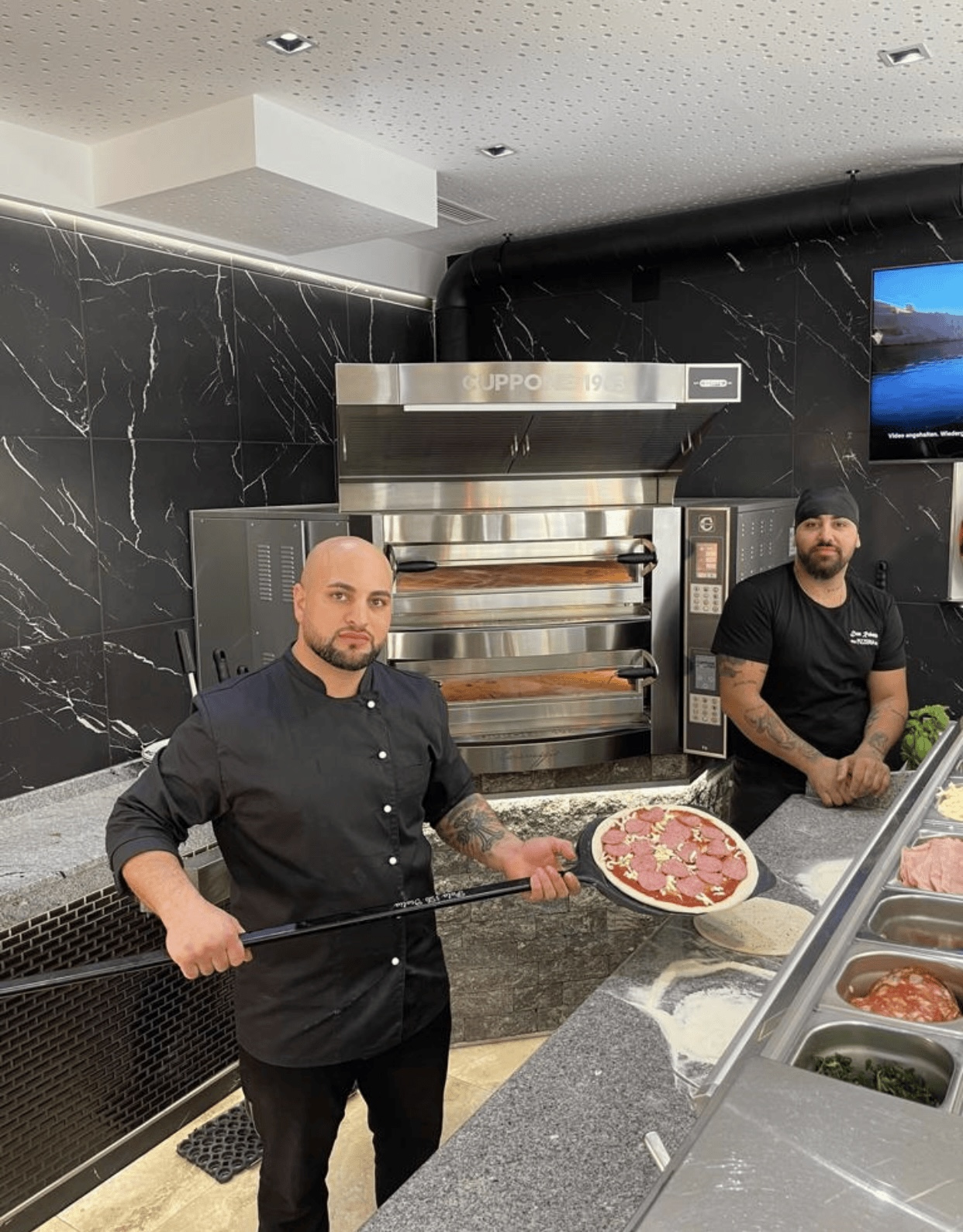 Frische Pizzazutaten bei Don Roberto in Graz