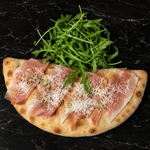 Calzone Italiano bei Don Roberto Graz